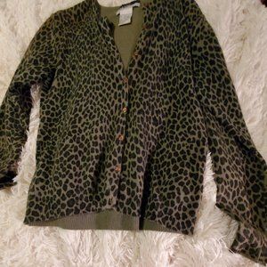 Grat and black cardigan